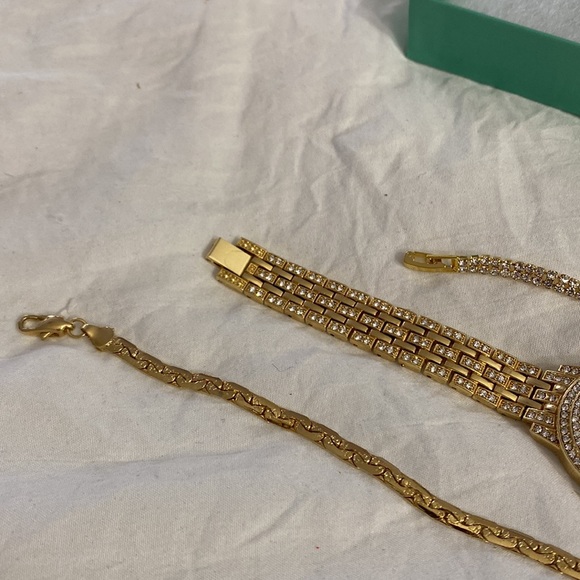 3pc Watch & Bracelet Set - Picture 7 of 10